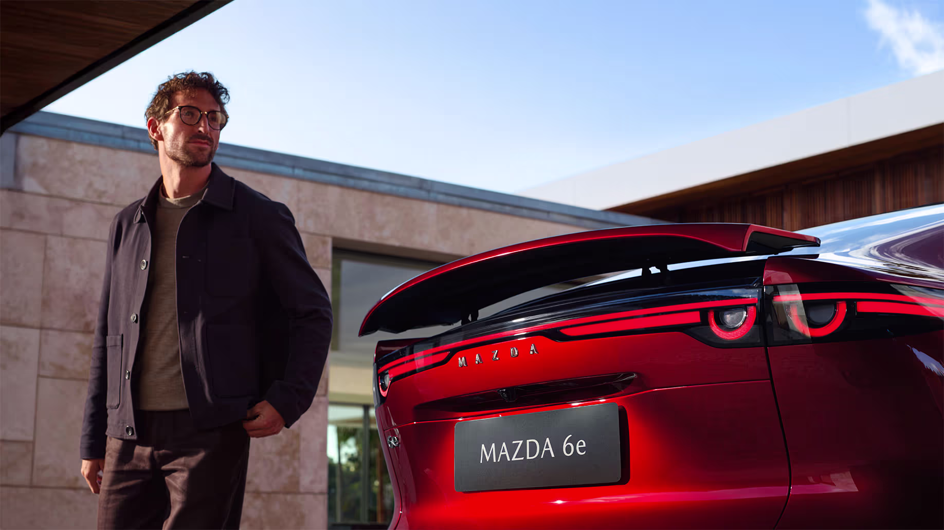 06 mazda6e gallery carousel desktop 6 spoiler