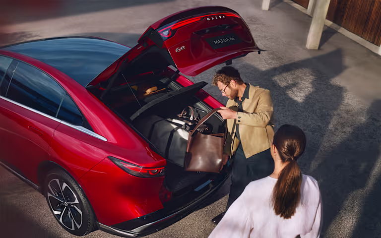 mazda6e showroom update theme 1800x1124px