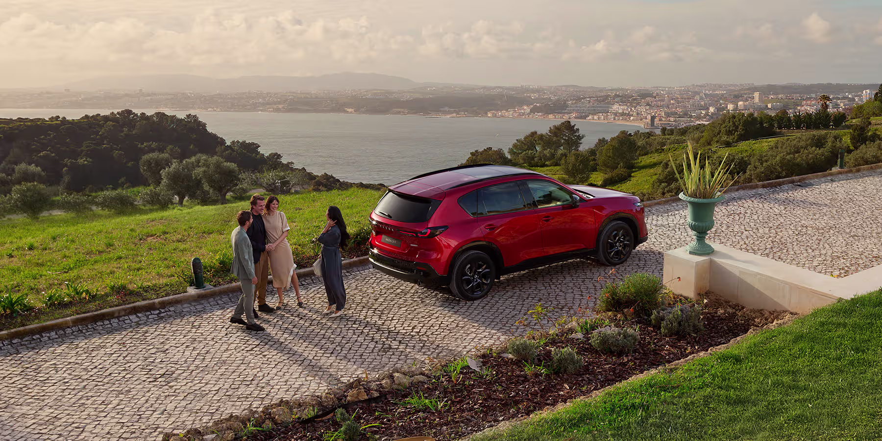 04 cx 5 gallery cropped image02 1800x9003