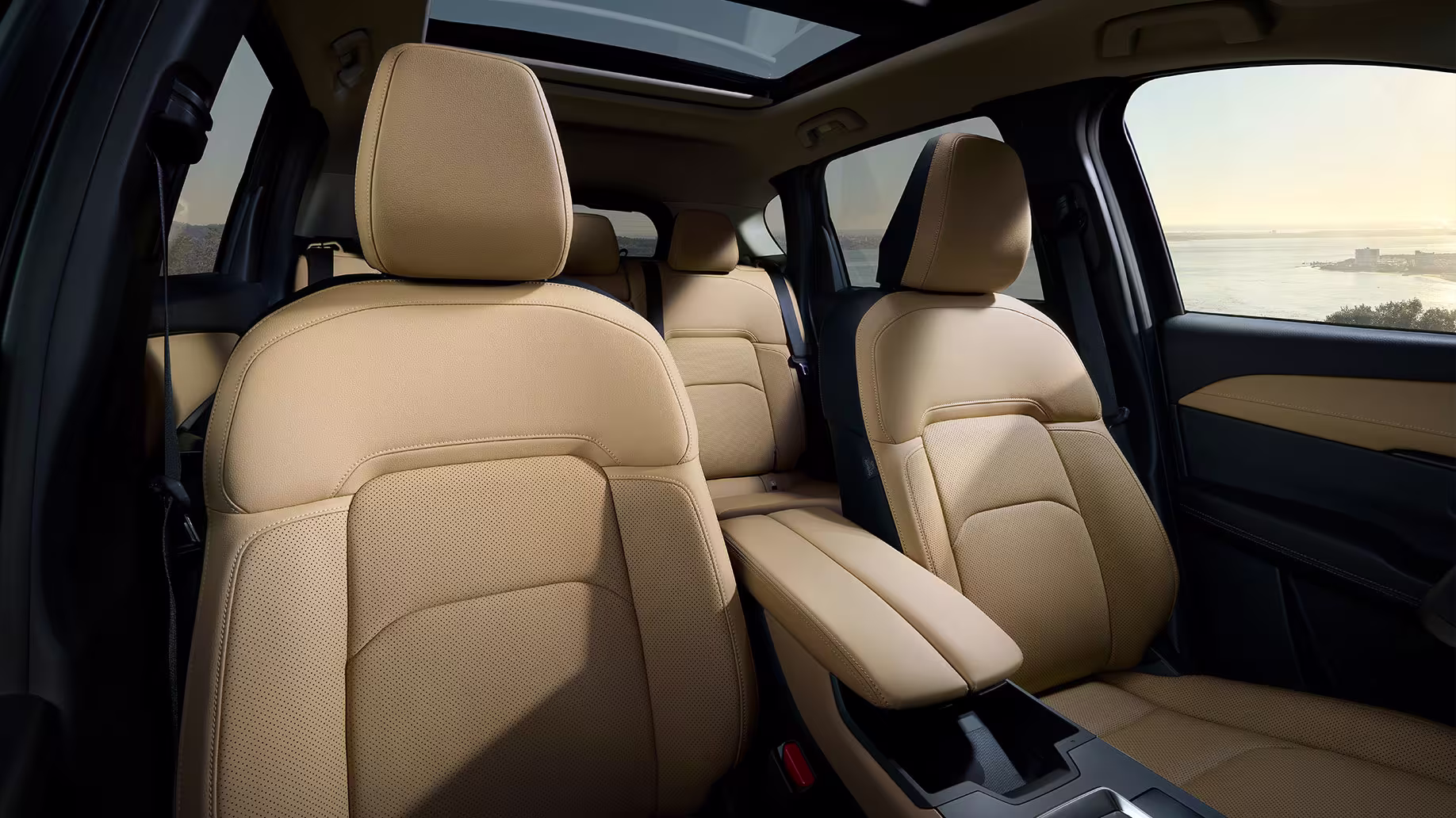 06 cx 5 gallery carousel desktop 13